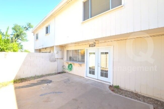 Building Photo - 4028 N Granite Reef Rd