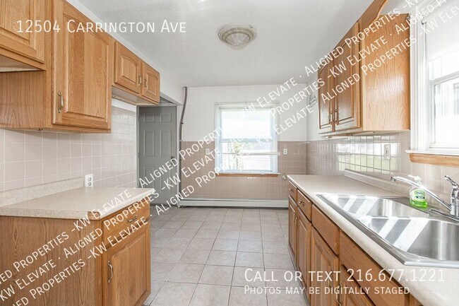 Building Photo - 12504 Carrington Ave