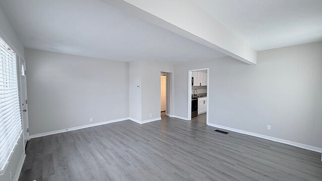 Building Photo - 2088 Skylark Ln