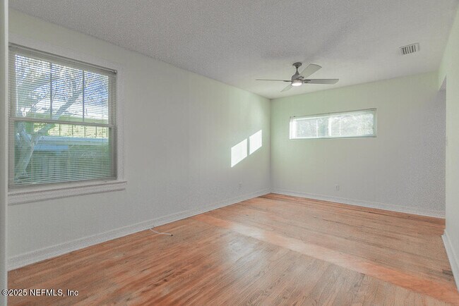 Building Photo - 3620 Myra St