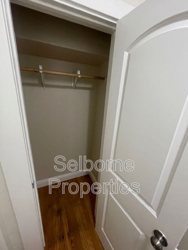 Building Photo - 544 Merrimac St