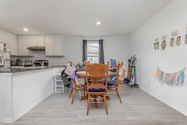 Building Photo - 726 Tulsa Trl