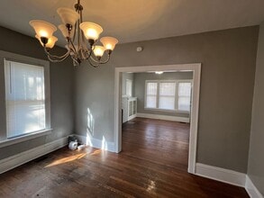 Building Photo - Classic Brick bungalow in the Heart of Bristol Virginia. Property has been freshly painted and is...