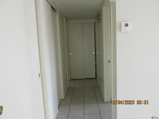 Building Photo - 2150 S Avenue A