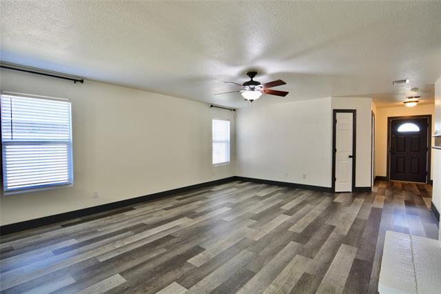 Building Photo - 703 Moss Glen Trail