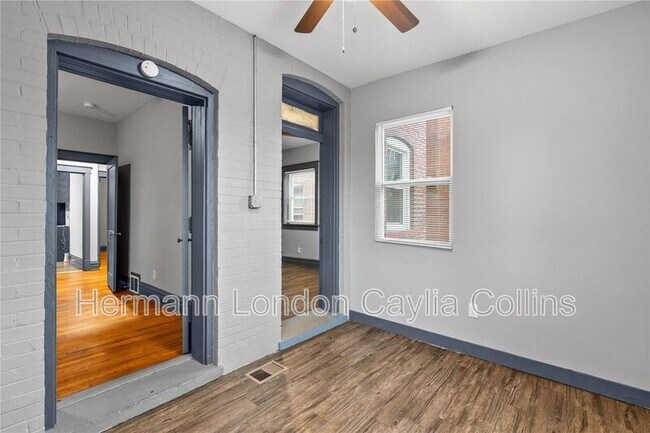 Building Photo - 4040 Shreve Ave
