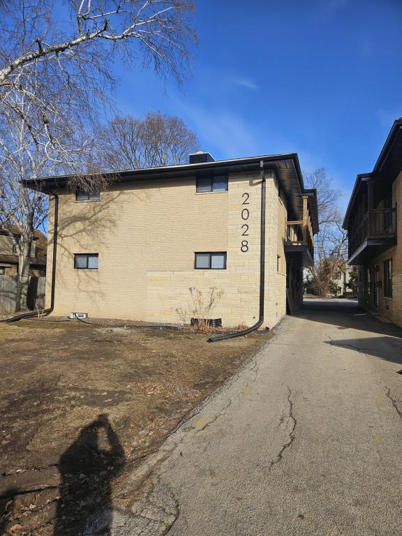 Building Photo - 2028 S 81st St