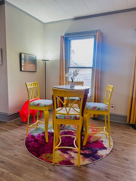 Building Photo - 1107 Montauk Ave