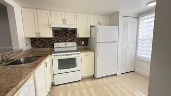 Building Photo - 3836 NW 90th Ave