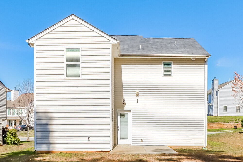 Building Photo - 7413 Hidden Creek Dr