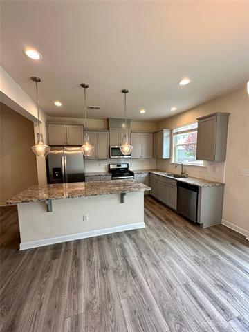 Building Photo - 5840 Clan MacLaine Dr