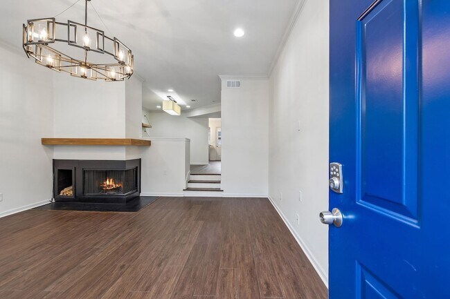 Building Photo - 219 Fairmont Ct