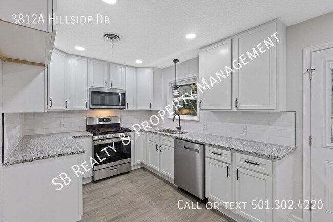 Building Photo - 3812A Hillside Dr-
