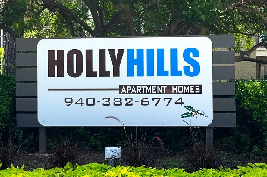 Holly Hills 900 Londonderry Ln Denton TX 76205 Apartment Finder