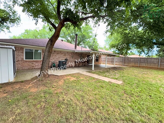 Building Photo - Charming 3-Bedroom Home for Lease in Arlington