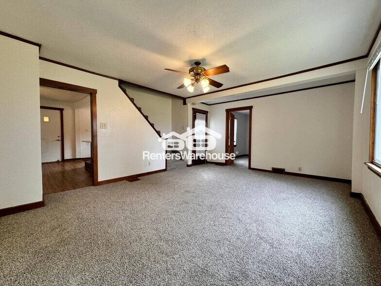 Building Photo - 23568 Maple Ridge