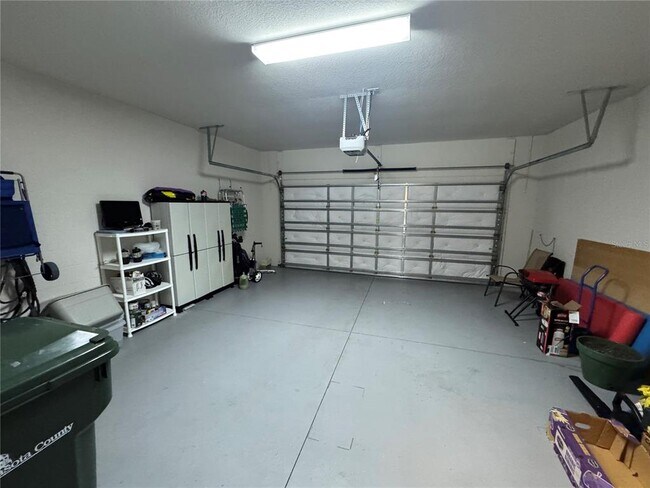 Building Photo - 20096 Pezzana Dr