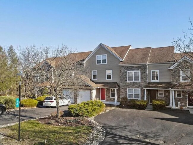 Building Photo - 54 Lower Ridge View Cir