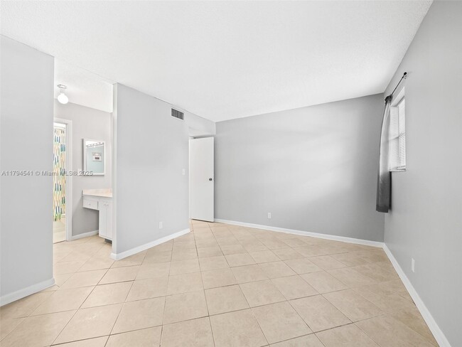Building Photo - 6200 NW 44th St