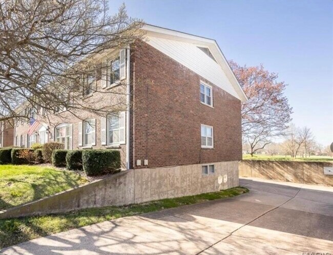 Building Photo - 7510 Claymont Ct