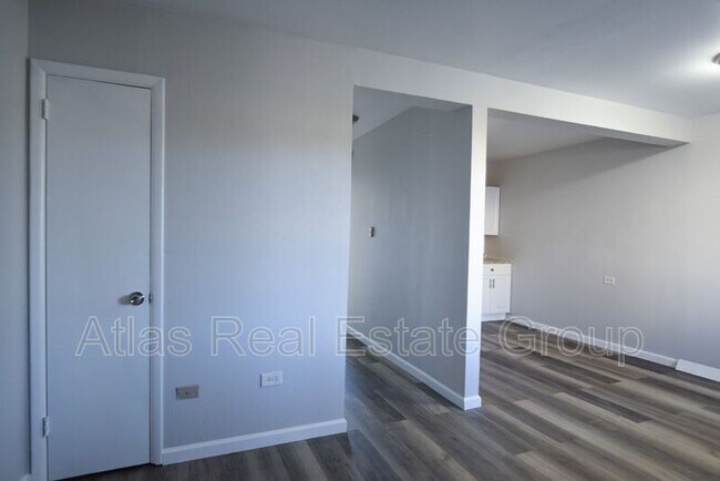 Building Photo - 16300 E Colfax Ave