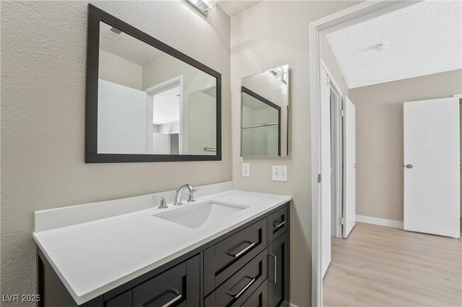 Building Photo - 4630 Bountiful Way