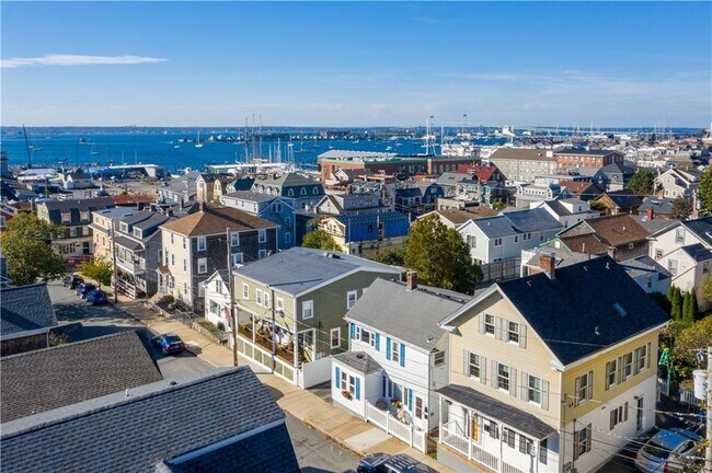 Building Photo - 22 Dearborn St