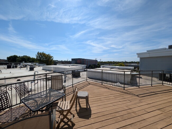 Building rooftop space - 2121 S Kinnickinnic Ave