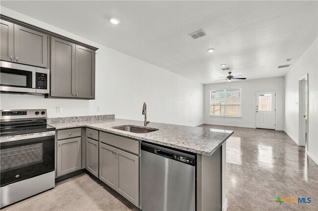 Building Photo - 2914 Quail Rdg Ln