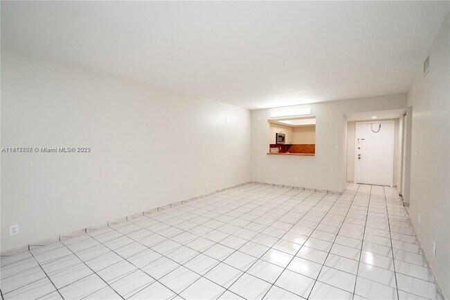 Building Photo - 12209 SW 14th Ln