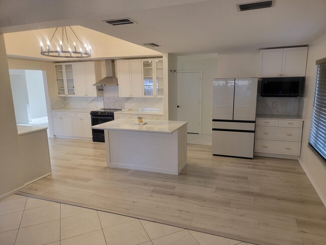 Building Photo - 9082 Cavatina Pl