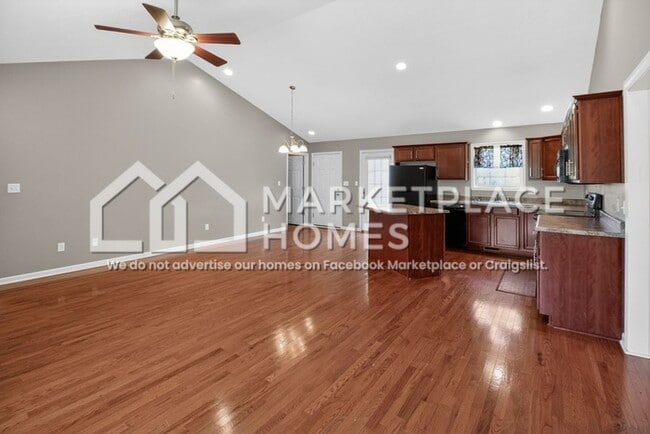 Building Photo - 11820 Scottsville Rd