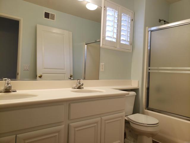 Building Photo - 3546 Harwich Dr