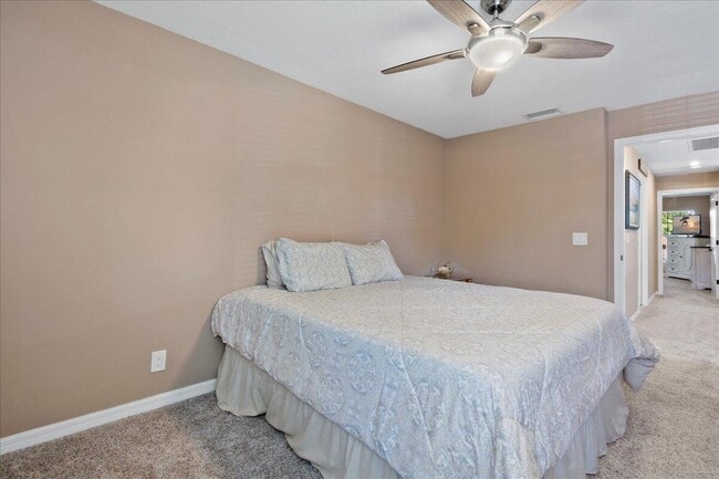 Building Photo - 2379 Treasure Isle Dr