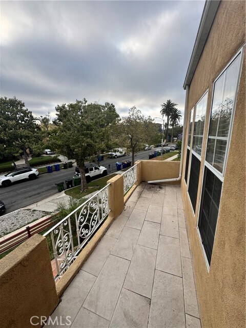 Building Photo - 1046 S Citrus Ave