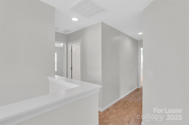 Building Photo - 3024 Kirkwall Ln