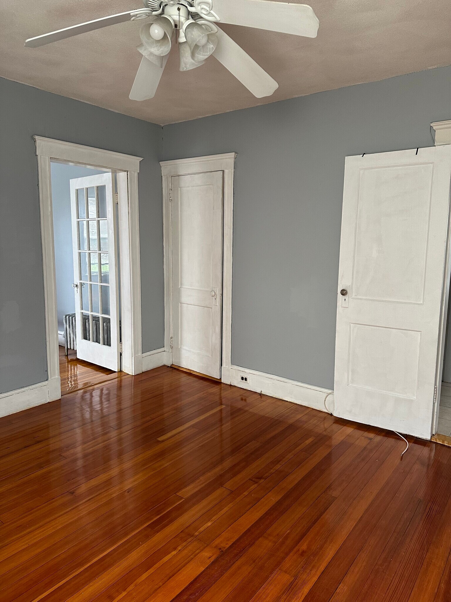 Building Photo - 24 Olcott St