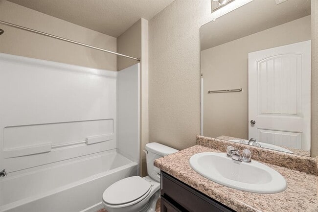 Building Photo - 1509 Birmingham Dr