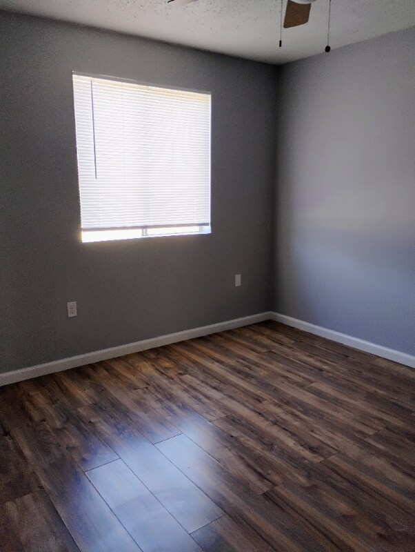 Building Photo - 1120 Sherron Ave