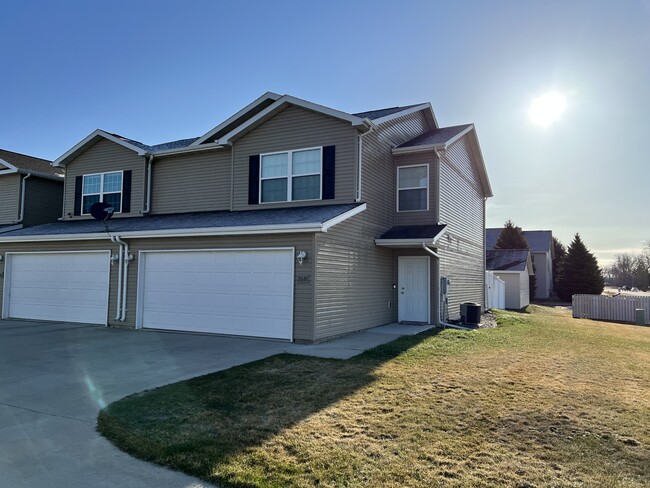 Primary Photo - 2618 Verity Ln SE