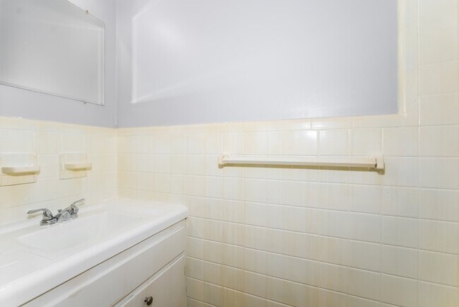 Building Photo - Cute 3 Bedroom Augusta Home