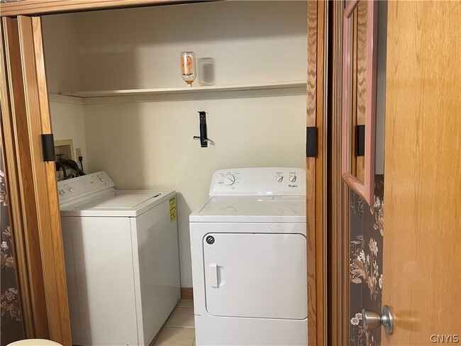 Building Photo - 8319 Decoy Run