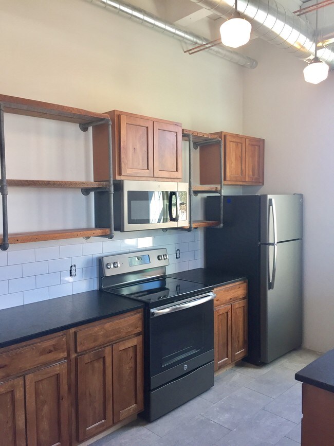 Primary Photo - Temple Lofts
