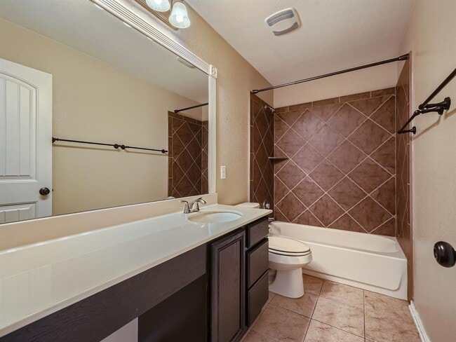 Building Photo - 503 Carrington St