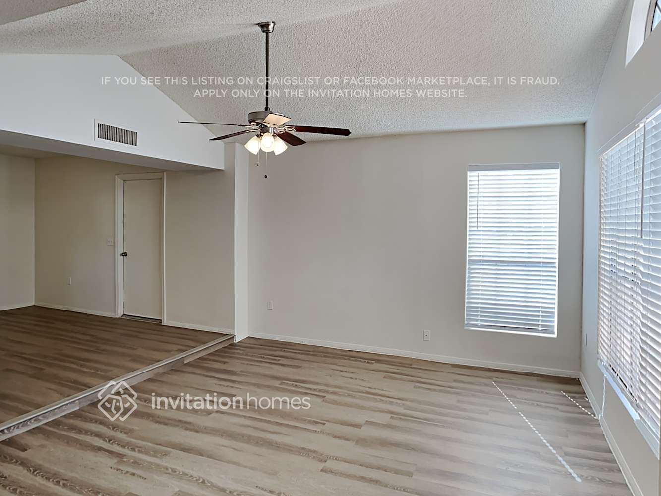 Building Photo - 501 N Red Rock St