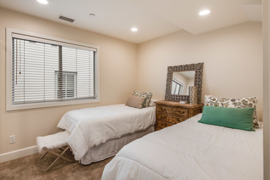 Bedroom 2 - 334 18th Pl