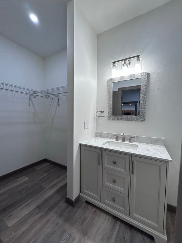 Building Photo - 25 Fools Gold Ln