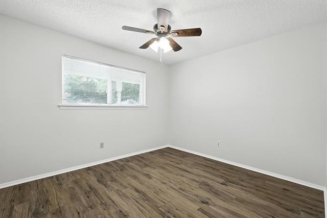 Building Photo - 2218 Honey Creek Ln