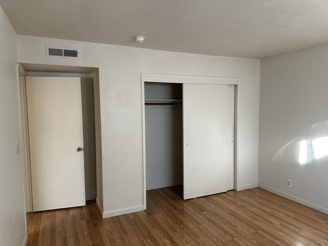 Building Photo - 2930 Whittier Ct