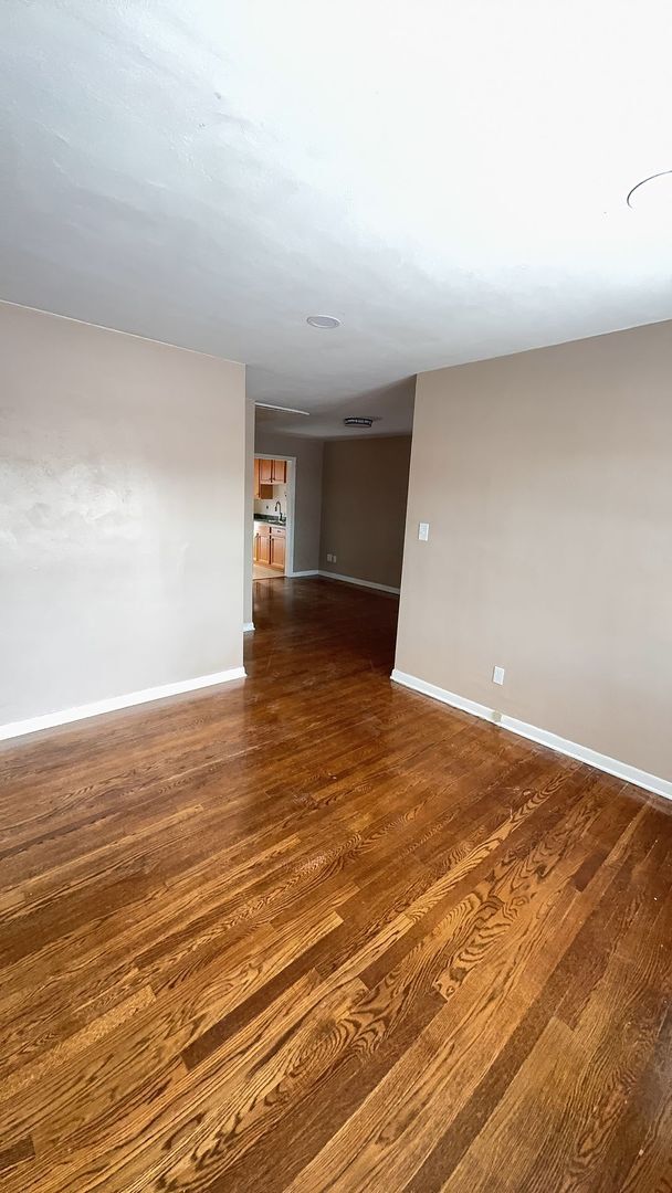 Building Photo - 5608/5610 Malvern Rd